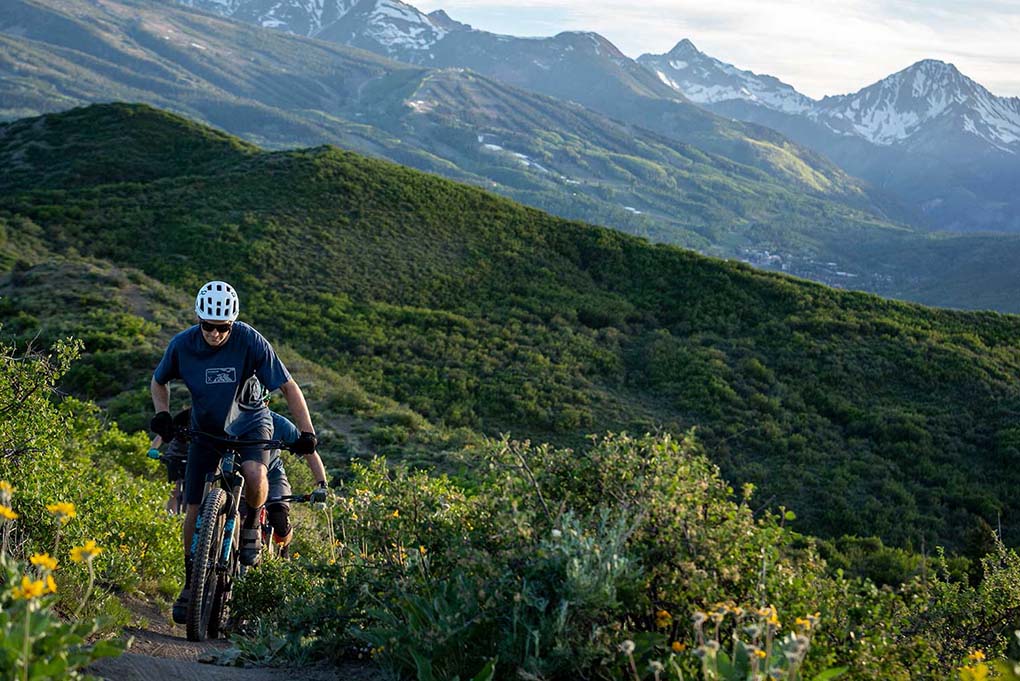 Mountain Biking Expedition: Aspen’s Thrilling Routes