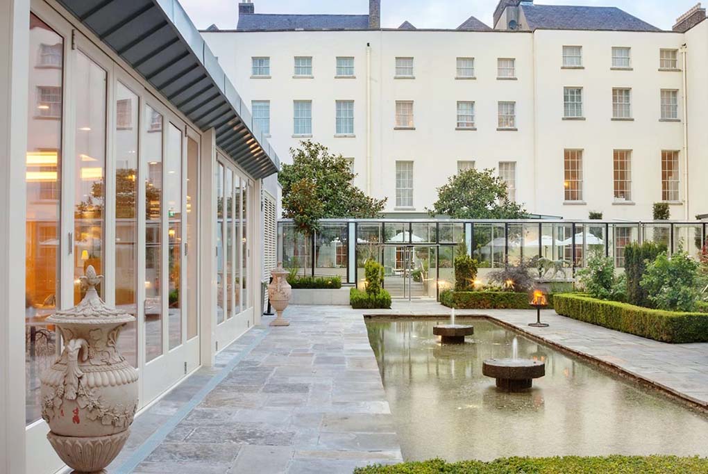 Accommodation Recommendations in Dublin: From Luxury Hotels to Cozy B&Bs